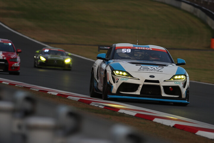 ST-Zクラス優勝は2W Yamaguchi GR Supra GT4 EVO（チアラバノンカチョーン／卜部和久／立川祐路）