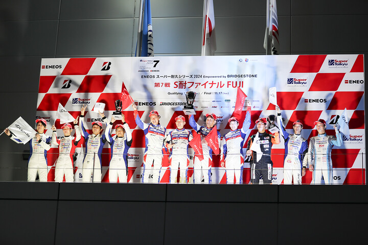 ST-3クラスの表彰式