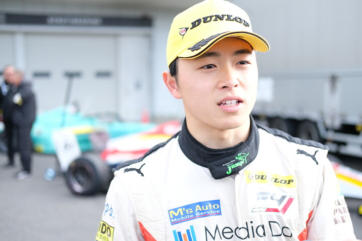 優勝した新原光太郎（HYDRANGEA kageyama Racing）