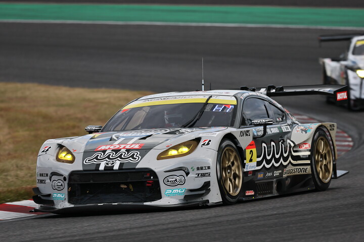 GT300クラス決勝2位はmuta Racing GR86 GT（堤優威／平良響）