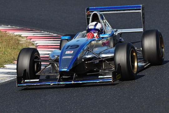 第12戦予選2位、第13戦ポールポジションのハンマー伊澤（アルカディア☆ハンマーRハヤテ）