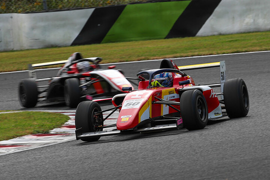 優勝は野村勇斗（HFDP with B-Max Racing）