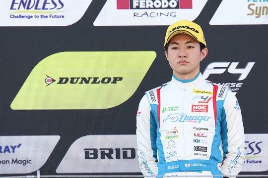 決勝3位の佐藤樹（Drago CORSE）