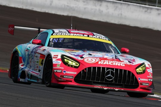 GT300クラス予選3位はグッドスマイル初音ミクAMG(谷口信輝/片岡龍也) GT300クラス予選3位はグッドスマイル初音ミクAMG(谷口信輝/片岡龍也)