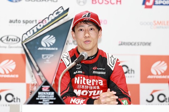 GT500クラスで優勝した三宅淳詞（NISMO NDDP）