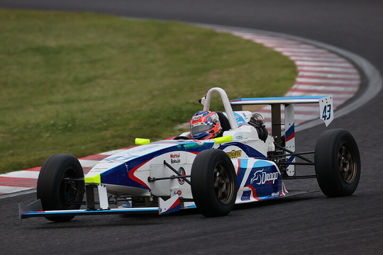 決勝3位は小田優（Drago CORSE TAKE FIRST）