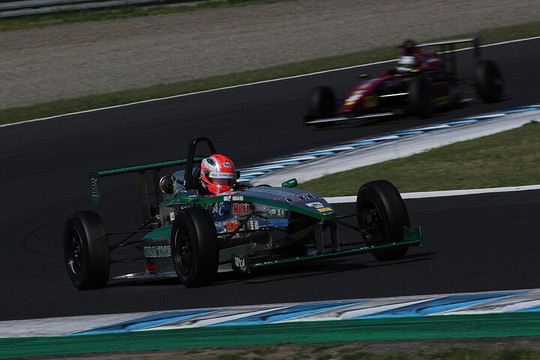 予選4位は丸山陽平（群馬トヨペットTEAM RiNoA）