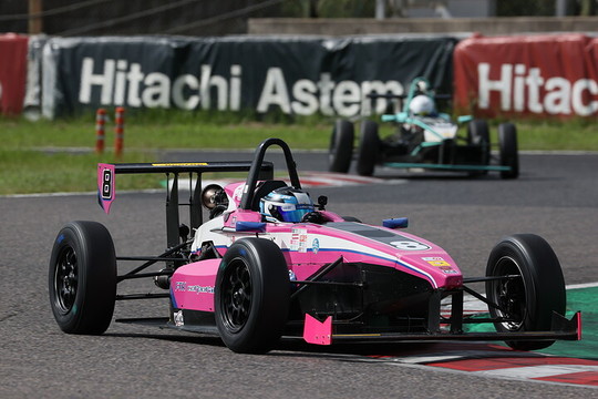 ポールポジションを獲得した岡本大地（FTKレヴレーシングガレージ）