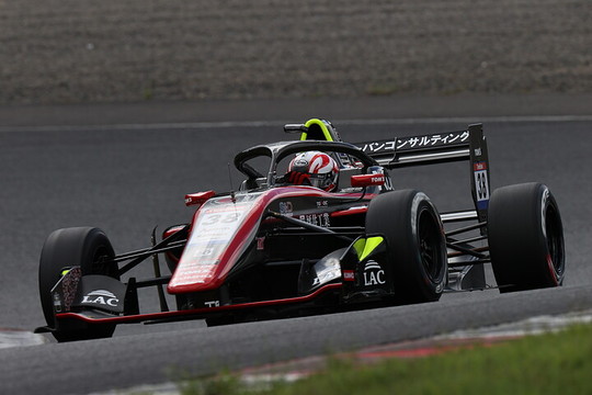 第13戦、第14戦とも予選3位の小林利徠斗（モビリティ中京TOM\'S 320 TGR-DC）