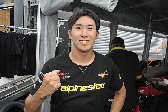 第13戦、第14戦ともポールポジションの小出峻(B-MAX RACING TEAM) 第13戦、第14戦ともポールポジションの小出峻(B-MAX RACING TEAM)