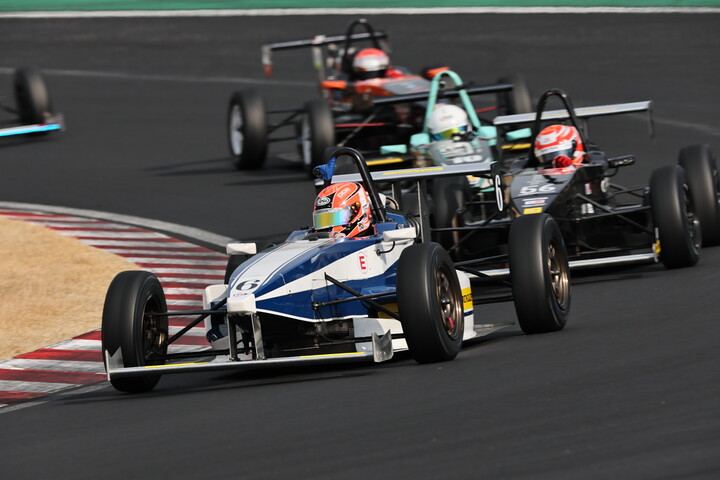 優勝は吉田馨（TAKE FIRST kks2）