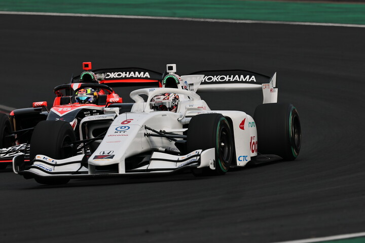 太田格之進と岩佐歩夢のバトル