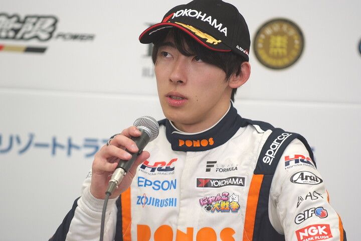 決勝記者会見: 3位の佐藤蓮（PONOS NAKAJIMA RACING）