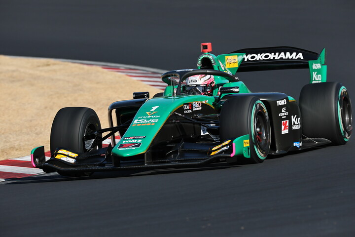 決勝2位は坪井翔（VANTELIN TOM'S SF23）