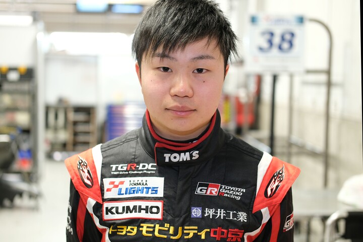 第1戦予選3位、第2戦予選2位の小林利徠斗（TOM'S）