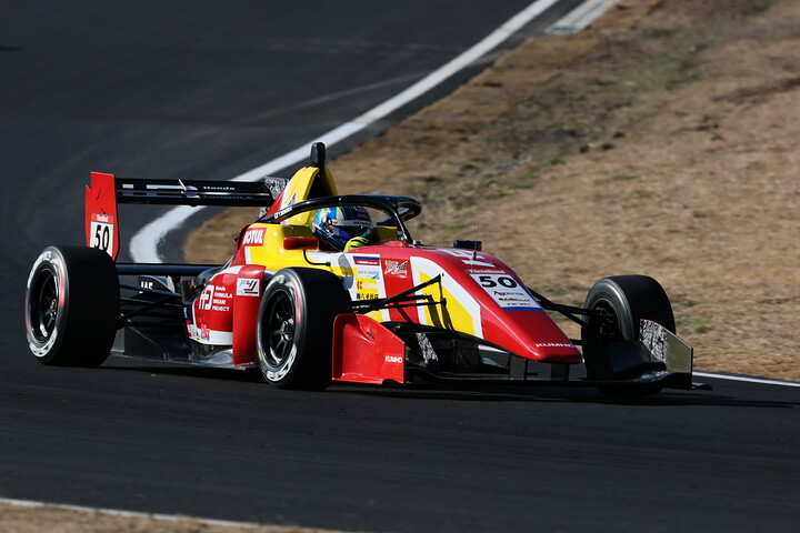 決勝2位は野村勇斗（HFDP WITH B-MAX RACING）