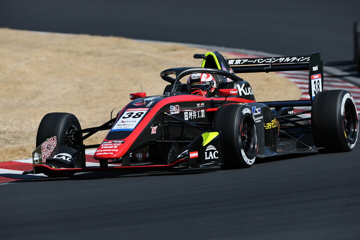 決勝3位は小林利徠斗（モビリティ中京 TOM'S TGR-DC SFL ）