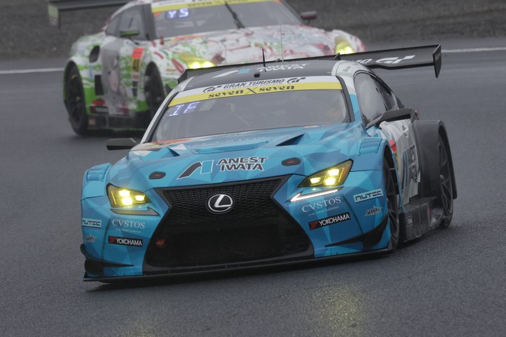 GT300クラス決勝2位はANEST IWATA RC F GT3（イゴール・オオムラ・フラガ／安田裕信）