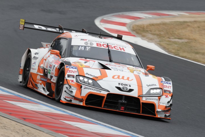 GT500クラス予選2位はau TOM'S GR Supra（坪井翔／山下健太）