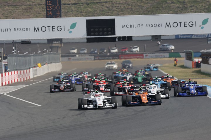 決勝のスタートシーン