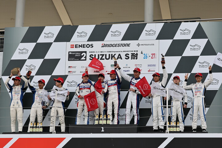 ST-3クラスの表彰式