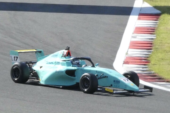 第1戦、第2戦とも予選2位の佐藤樹（KageyamaチームスタイルMCS4）