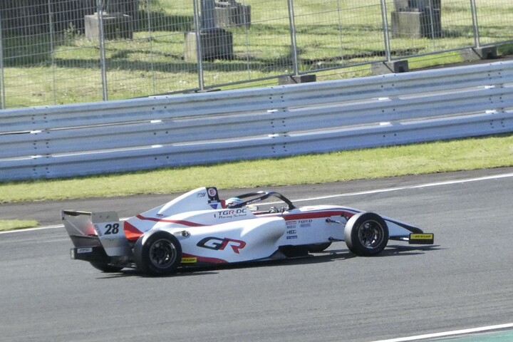 第1戦予選3位、第2戦予選梅垣清（TGR-DC RS F4）