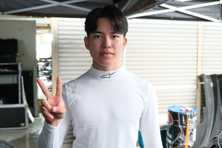 第1戦レース1予選2位、レース2予選4位、レース3予選3位の卜部和久（B-MAX RACING TEAM）