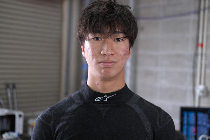 決勝2位の大宮賢人（PONOS RACING F111/3）