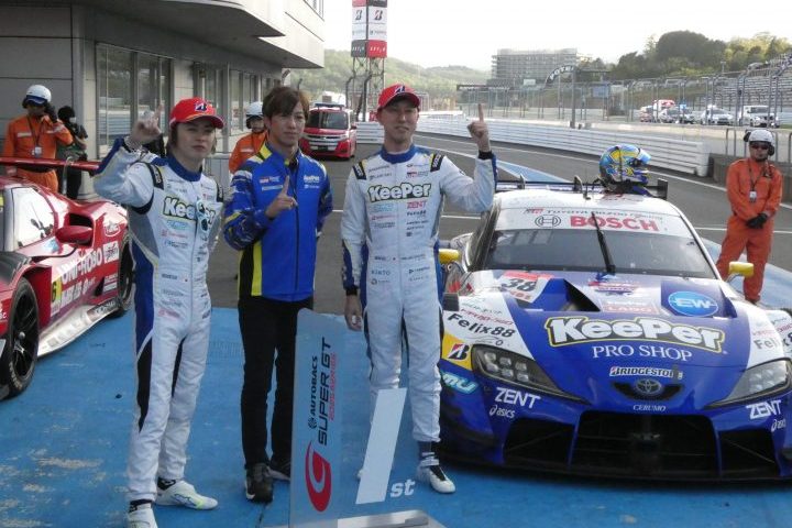 GT500クラスで優勝した石浦宏明／大湯都史樹組（38号車・KeePer CERUMO GR Supra）