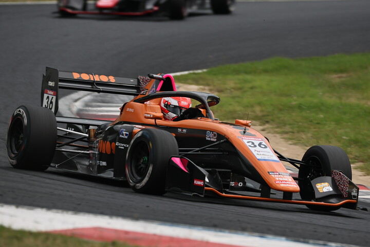 決勝5位はエステバン・マッソン（PONOS Racing TOM'S TGR-DC SFL）