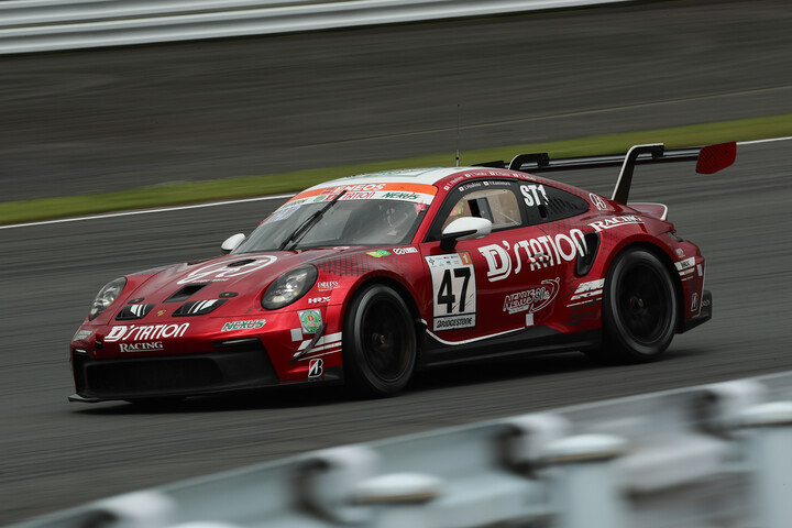 ST-1クラス優勝はD'station Porsche 992（星野辰也／星野敏／浜健二／田中哲也／樺木大河／上村優太）