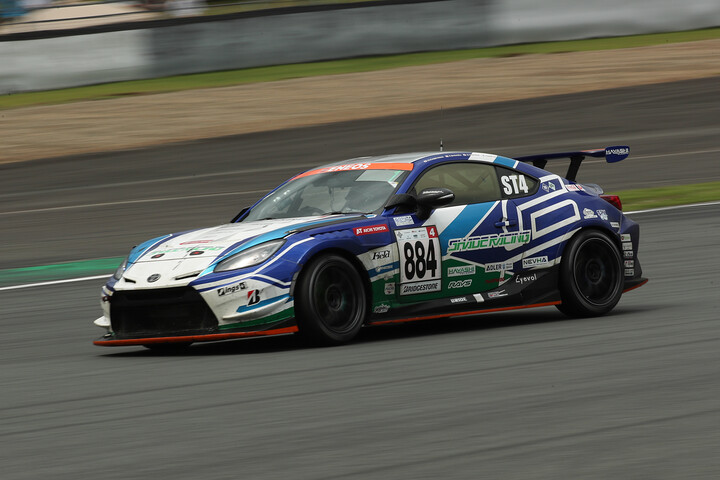 ST-4クラス優勝はシェイドレーシングGR86（影山正彦／清水英志郎／山田真之亮／新田守男）