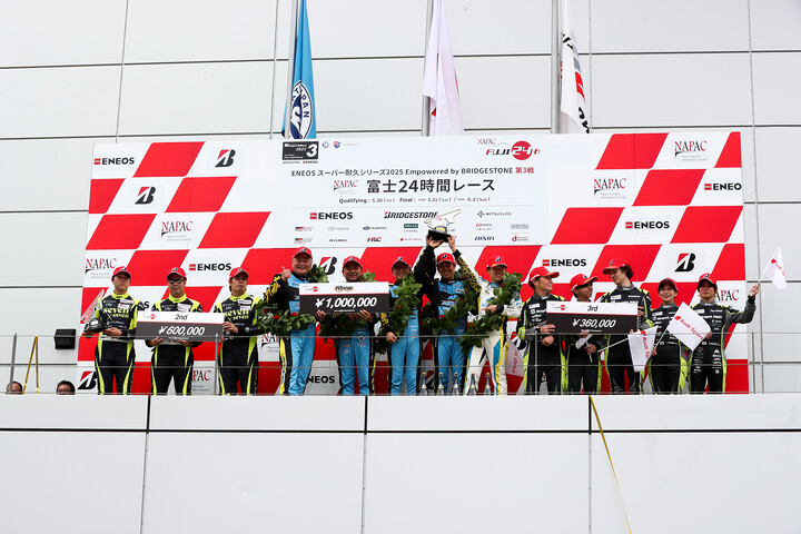 ST-Xクラスの表彰式