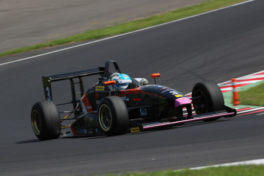 決勝5位は舩井俊仁（ファーストガレージFG108）