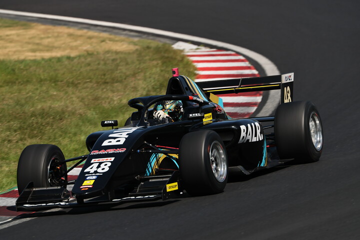 決勝5位はリンチェンファ（BALR.RAGNO MOTOR SPORT with TLM F111/3）