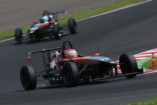 予選2位は酒井翔太（ファーストガレージ制動屋）