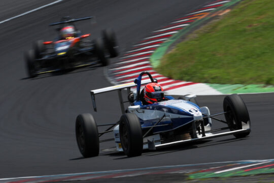 優勝は吉田馨（TAKE first kks-2）