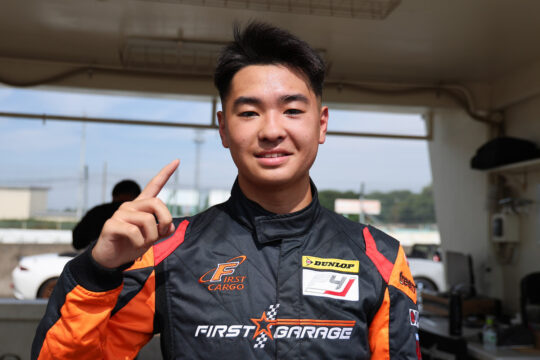 ポールポジションを獲得した酒井翔太（ファーストガレージ制動屋）