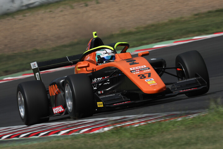 第4戦予選レース8,9,10すべて予選2位の梅垣清（PONOS RACING TOM’S TGR-DC FR）