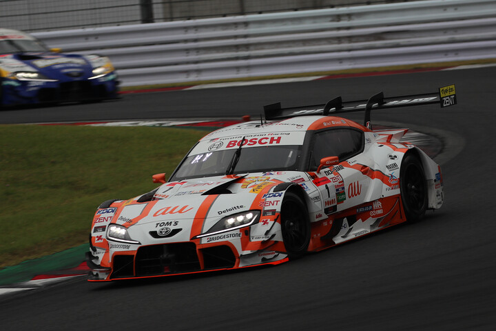 レース2: GT500クラス決勝2位は山下健太（au TOM'S GR Supra）