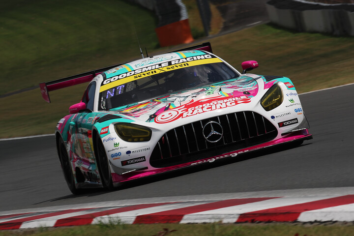 レース2: GT300クラス予選2位は谷口信輝（グッドスマイル初音ミクAMG）