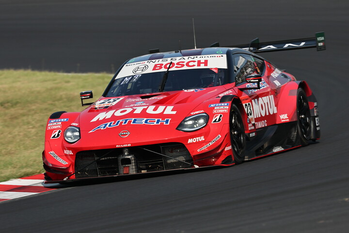 GT500クラスで優勝したMOTUL AUTECH Z（千代勝正／高星明誠）