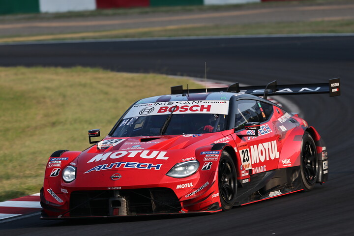 GT500クラス優勝はMOTUL AUTECH Z（千代勝正／高星明誠）