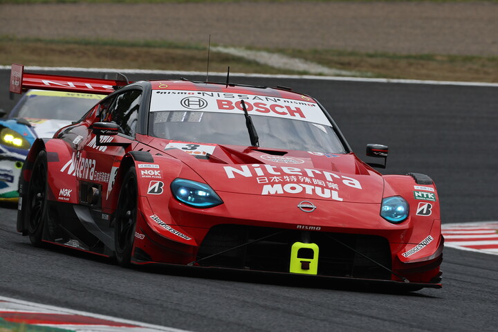 公式練習: GT500クラス6位はNiterra MOTUL Z（佐々木大樹／三宅淳詞）