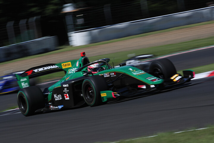 フリー走行1回目: 3位は坪井翔（VANTELIN TOM'S SF23）