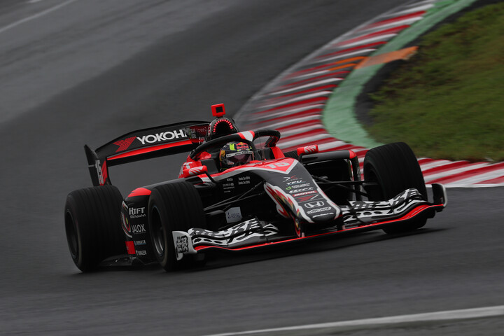 フリー走行2回目: トップタイムは岩佐歩夢（AUTOBACS MUGEN SF23）