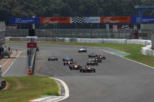 決勝がスタートした