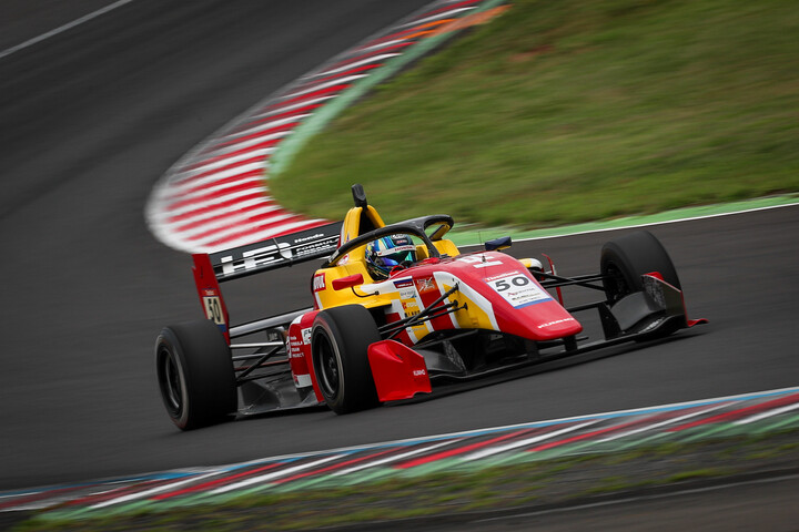 第10戦、第11戦ともポールポジションの野村勇斗（HFDP WITH B-MAX RACING）