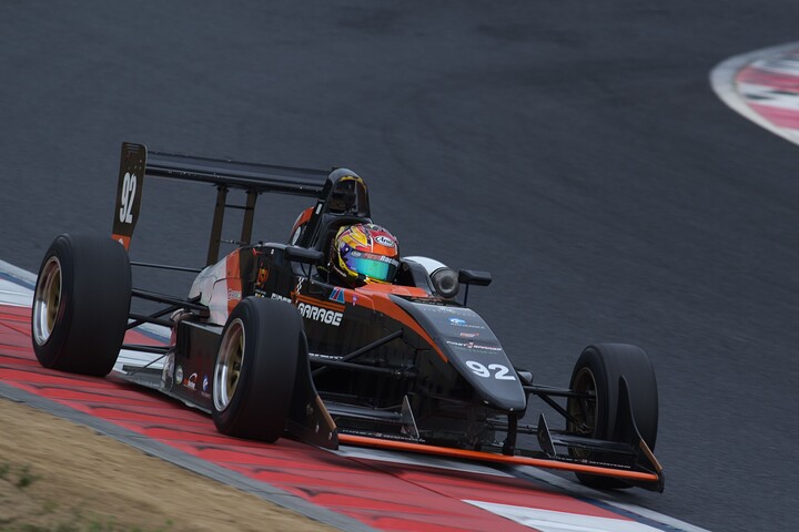 予選3位は梅本幸汰（ファーストガレージ FG01）